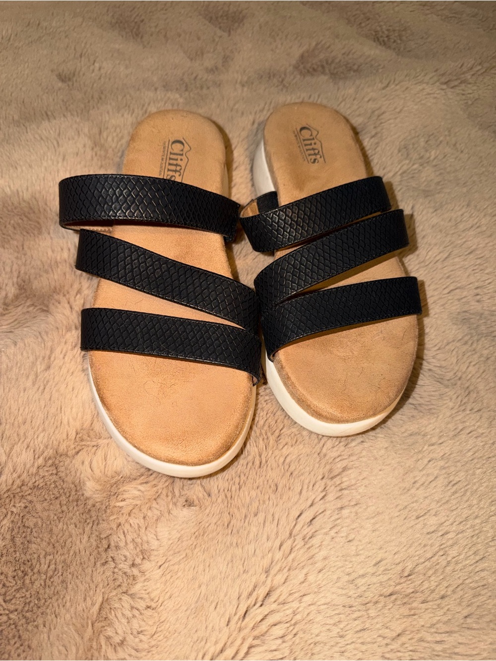 Cliffs by WHITE MOUNTAIN Black Multi-Strap Slide Sandal with Tan Footbed